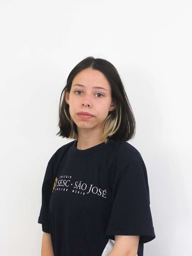 ANA JULIA RIBEIRO DE ANDRADE SOARES